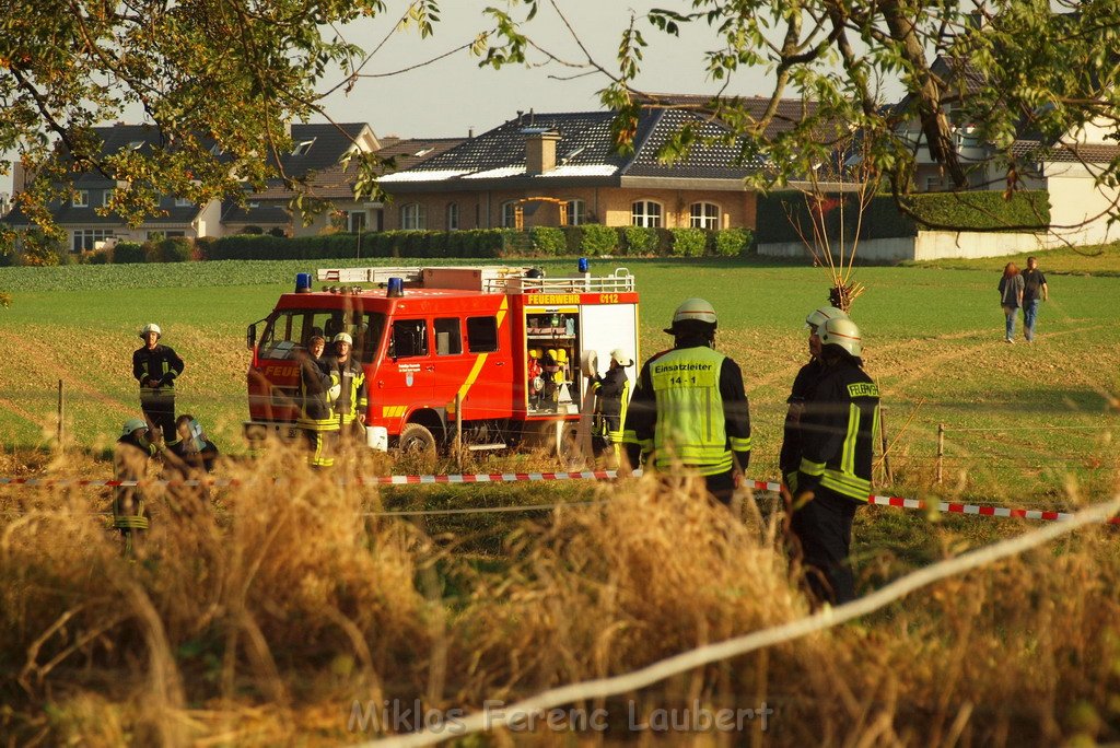 Kleinflugzeug abgestuerzt Sankt Augustin Meindorf P033.JPG